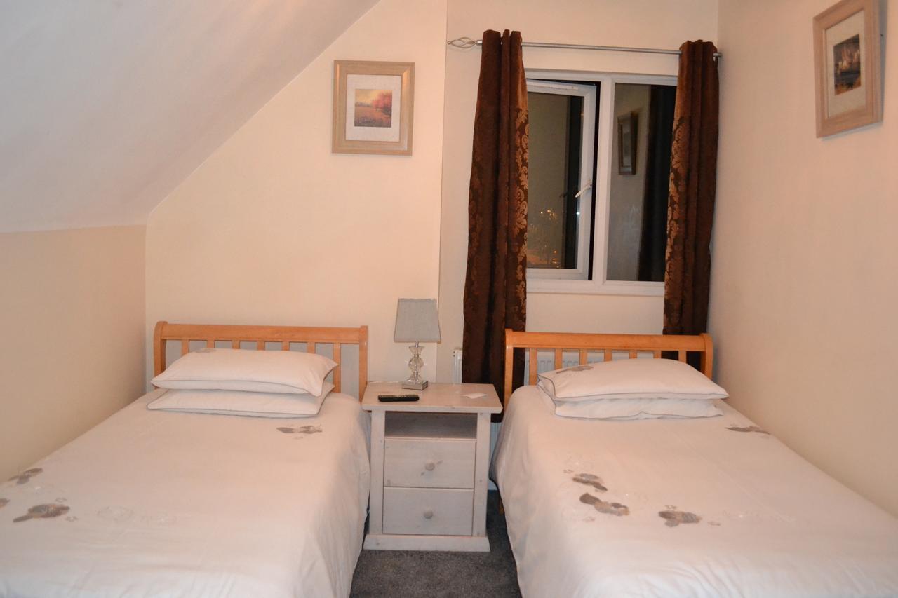 Annie'S Guest House Farnborough  Eksteriør billede